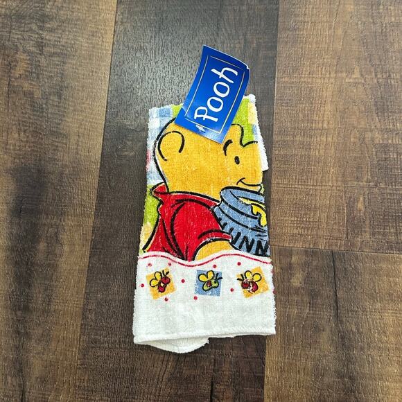 Vintage Disney Winnie the Pooh Kitchen Hand Towel Hanging Honey Pot & Bees - Picture 1 of 6